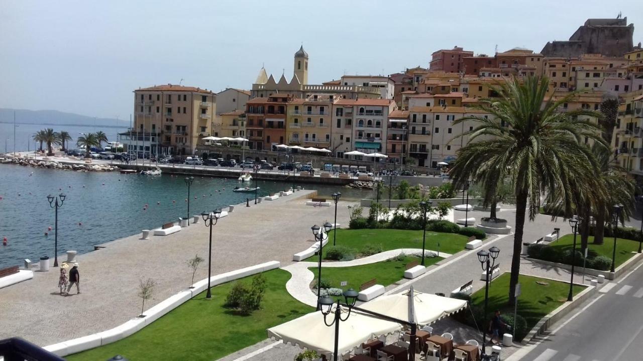 Ampio Monolocale Con Balcone Fronte Mare Villa Porto Santo Stefano  Exterior photo
